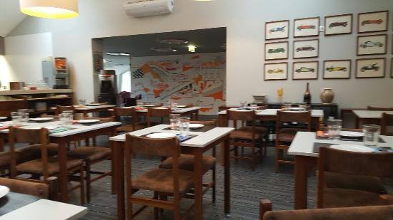 Pizzaria Ralenti, de Viana do Castelo, entre os quatro restaurantes do Norte que venceram o Concurso Vinhos Verdes e Gastronomia