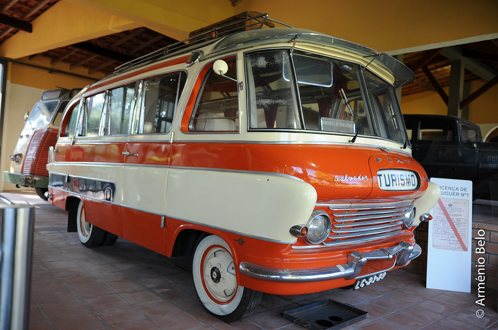 Primeiro autocarro da Salvador Caetano e primeiro com licença para turismo é vedeta em museu de Viana