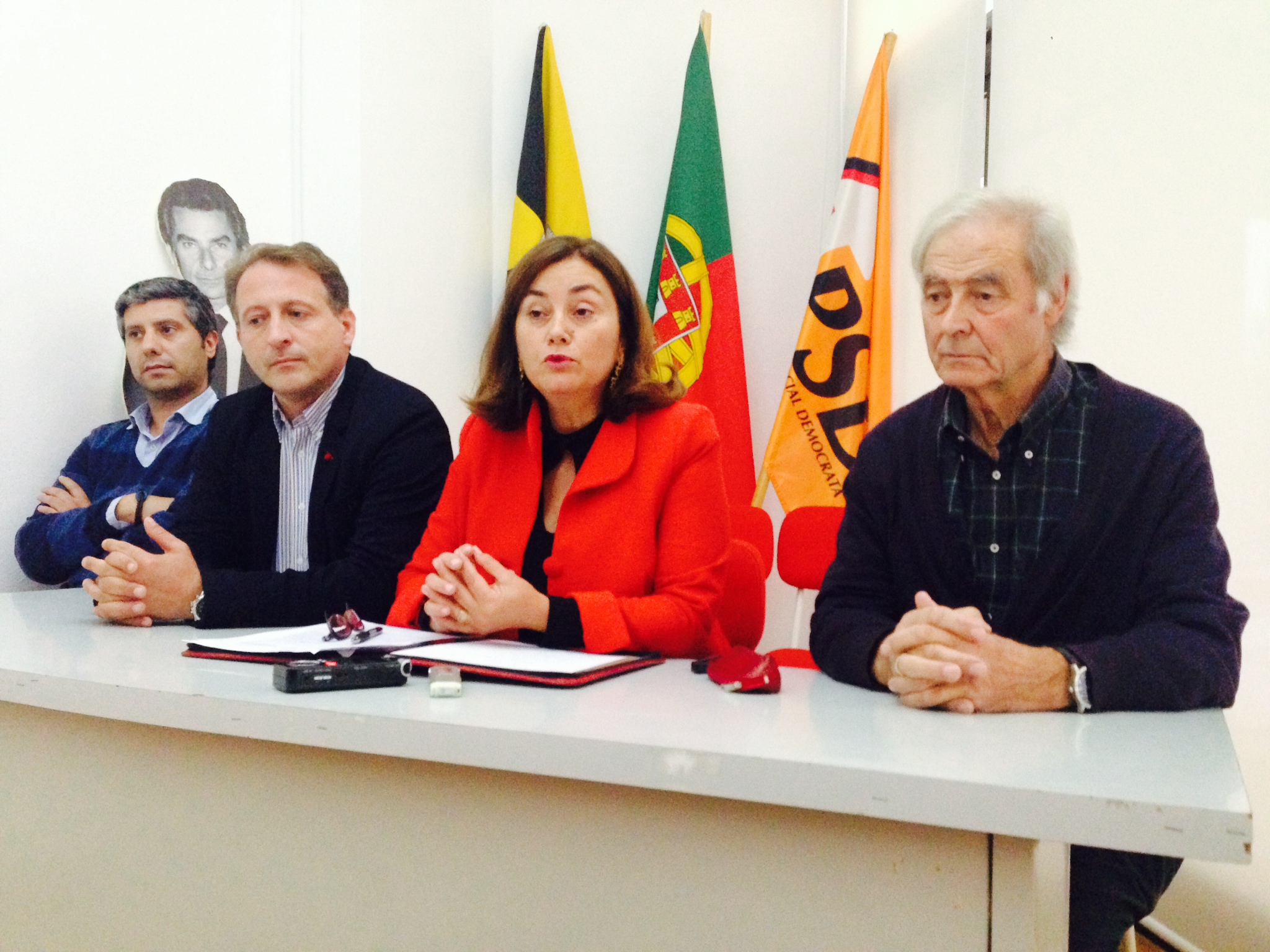 Ana Palhares na corrida às eleições do PSD de Viana para “construir unidade” do partido