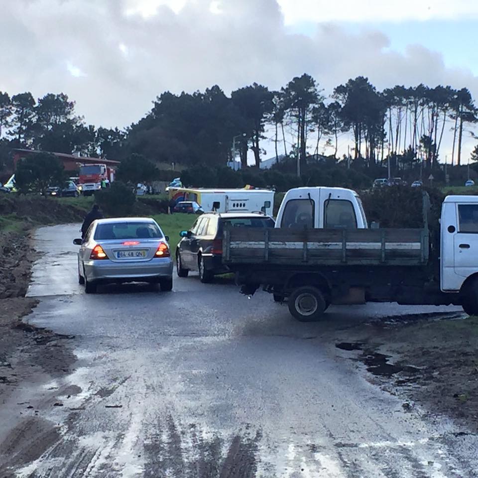 Carreço: Colisão que envolveu autocarro da AVIC e dois ligeiros fez 5 feridos, um em estado grave