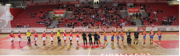 Benfica sem dificuldades na vitória sobre a Juventude de Viana