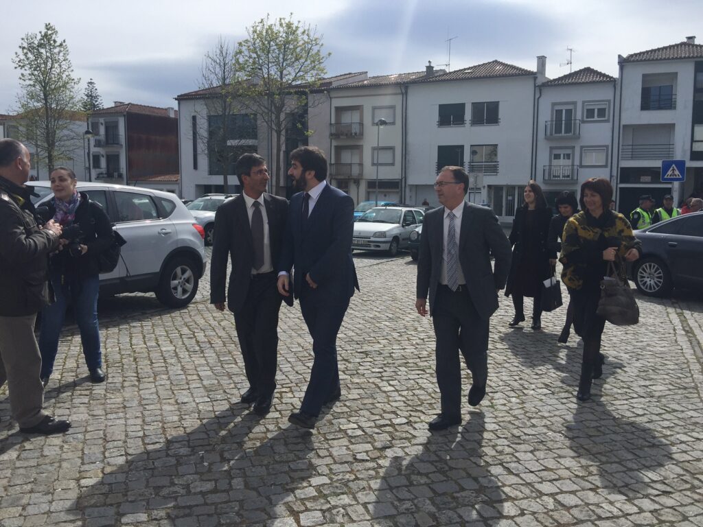 Ministro da Educação aponta para o próximo ano letivo início de obras prioritárias em escolas de Viana