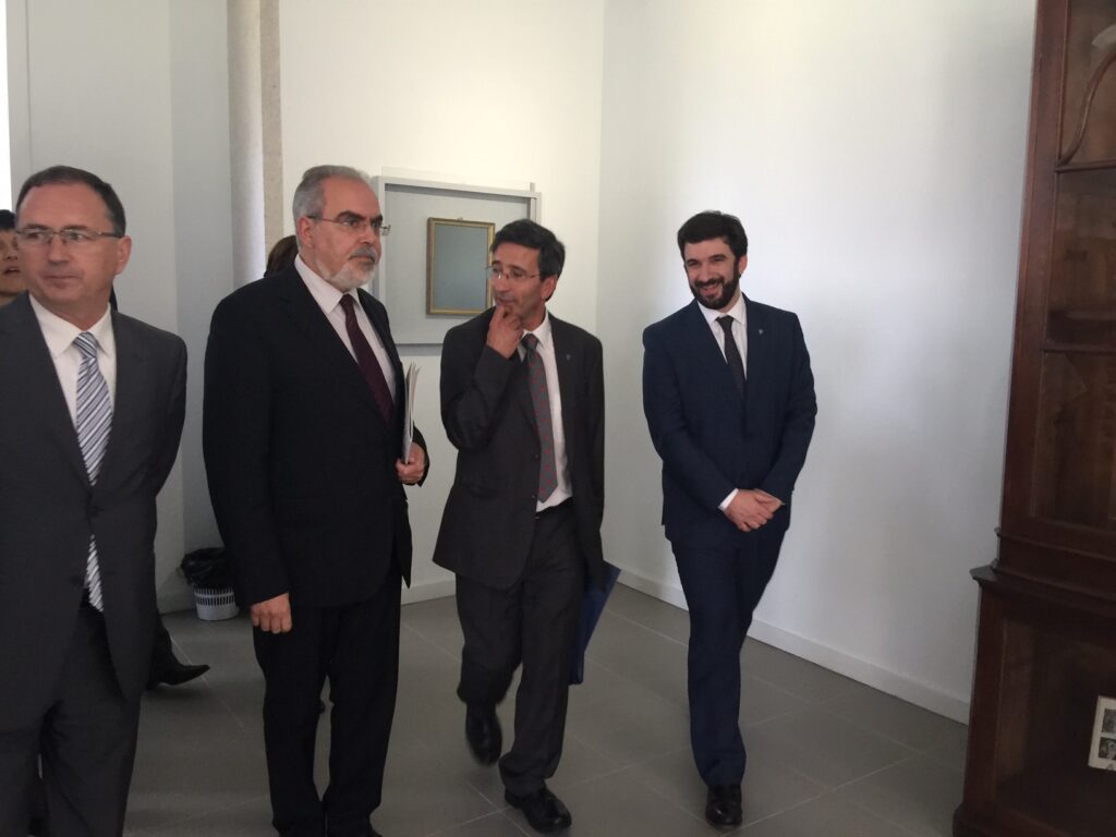 Ministro da Educação aponta para o próximo ano letivo início de obras prioritárias em escolas de Viana