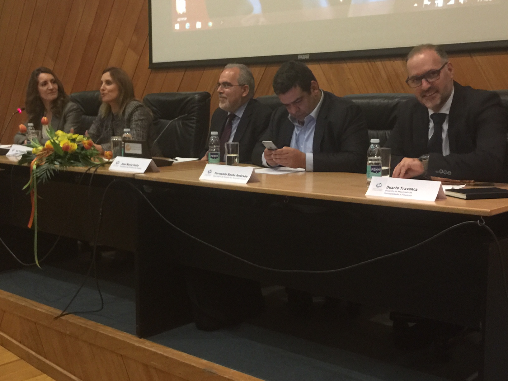 Secretário de Estado anuncia em Viana que reversão da carga fiscal será “gradual e seletiva”