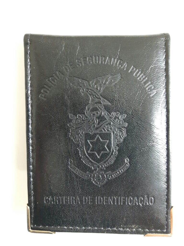 PSP de Viana detém homem que se fazia passar por polícia