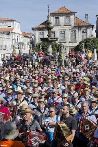 Caminha reaviva tradição popular de tocadores de concertina e cantadores ao desafio