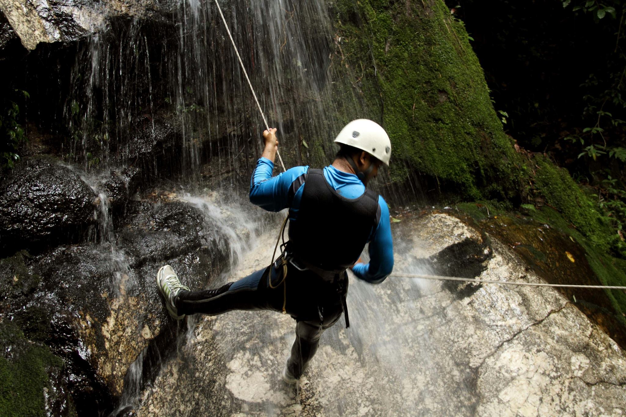 Buscas pelo praticante português de canyoning desaparecido na Galiza retomadas segunda-feira