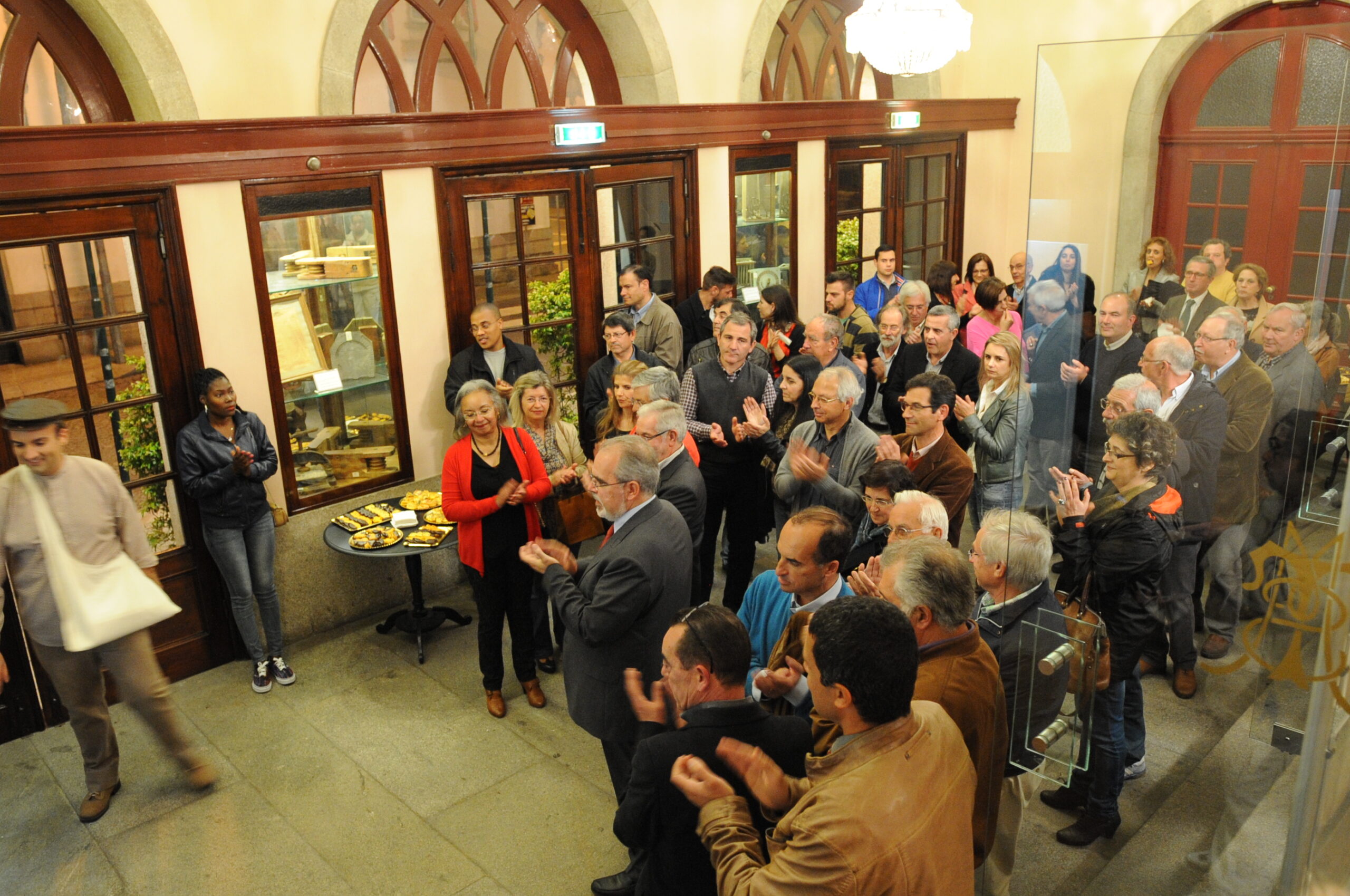 Teatro Municipal Sá de Miranda completou 131 anos