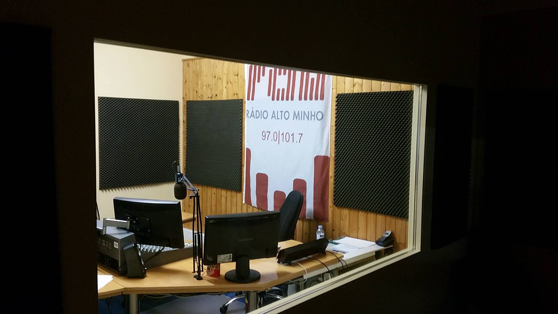 “Uma rádio local no século XXI”: Documentário gravado na RAM exibido no Sá de Miranda