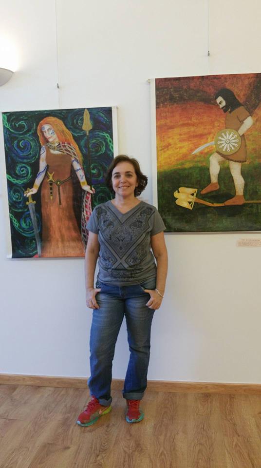Artista brasileira conduz visita guiada a exposição de cultura celta na Casa Manuel Espregueira e Oliveira