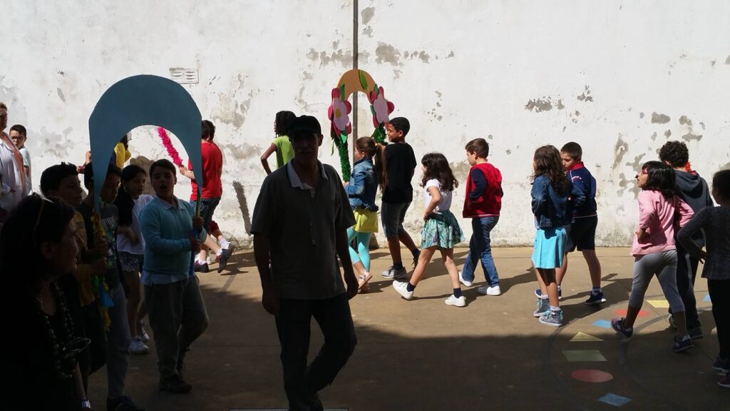 Cerca de 120 alunos do Agrupamento de Escolas de Monserrate desfilam amanhã em Viana