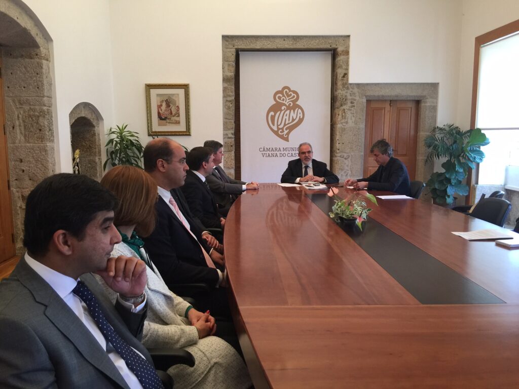 Investimento municipal de 700 mil euros gera 180 postos de trabalho em Viana