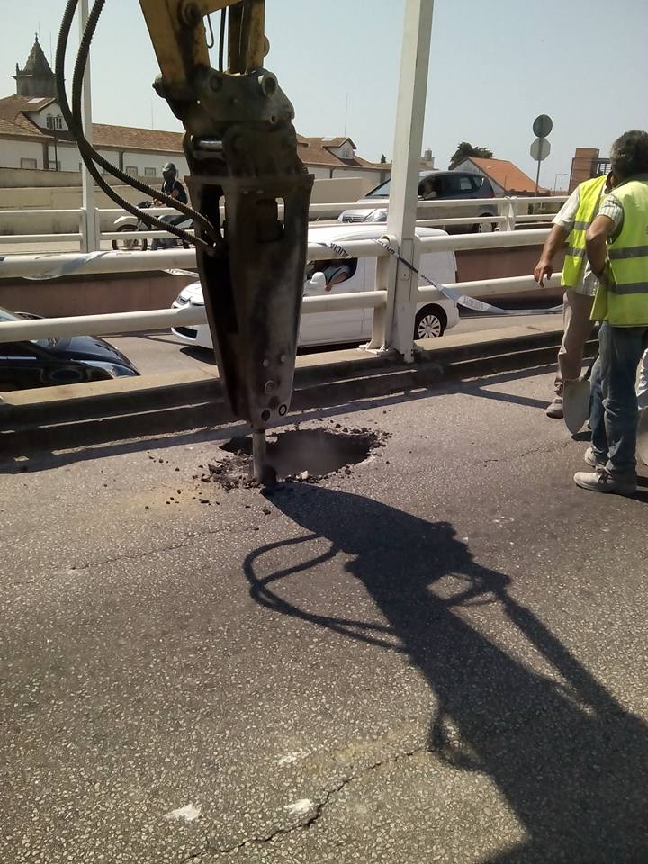 Acesso ao hospital de Viana cortado com reabertura prevista para dentro de três horas