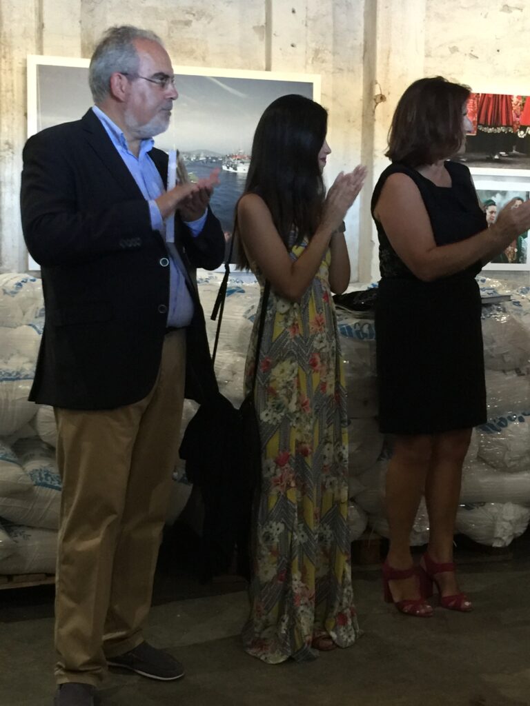 Amor e dedicação às festas d’Agonia espelhados em livro e exposição que dá alma a antigo armazém da ribeira