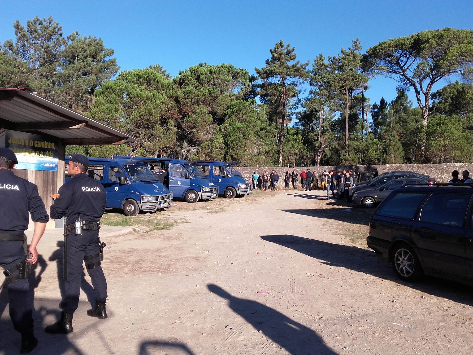 GNR identifica seis homens e apreende artigos furtados em operação conjunta com a PSP em acampamento de Darque