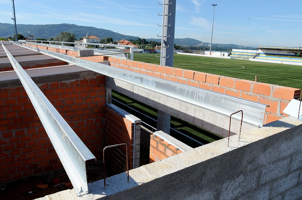 Investidos mais de 150 mil euros na construção de balneários da União Desportiva de Lanheses