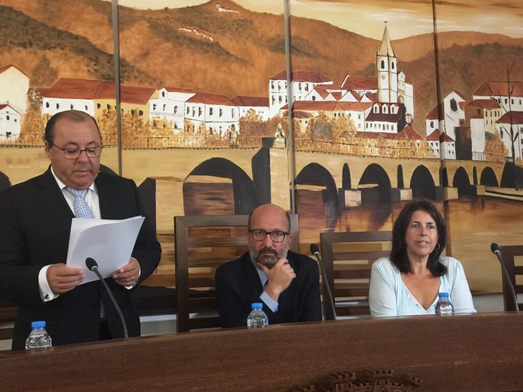 Ministro do Ambiente anuncia mais 10 equipas de sapadores para prevenir fogos no Parque Peneda Gerês