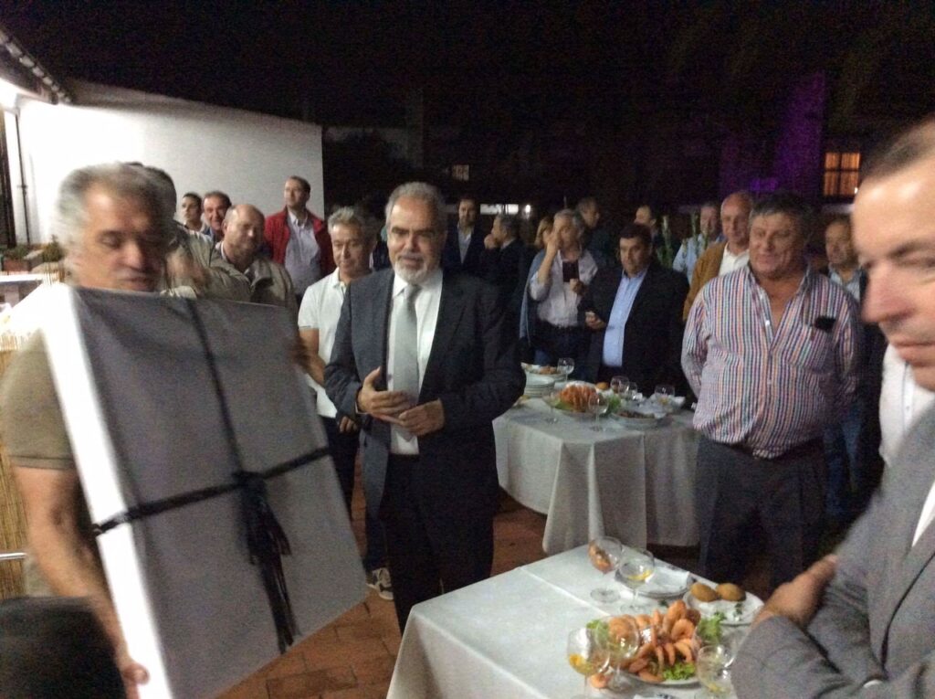 Presidentes de Junta fazem homenagem “surpresa” ao presidente da Câmara de Viana do Castelo