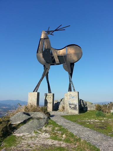 Cerveira avança com classificação de escultura “O Cervo” de José Rodrigues