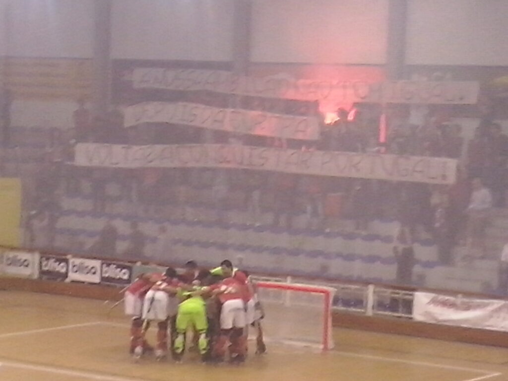 Hóquei em Patins: Benfica sofre para vencer em Monserrate