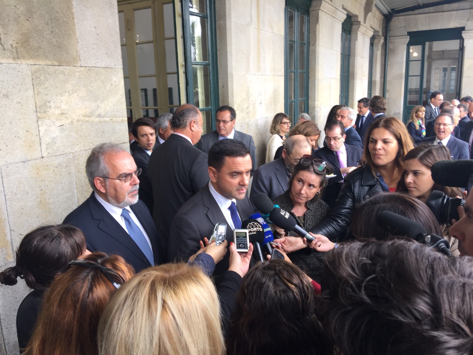 Governo consigna na segunda-feira obra de eletrificação do troço Nine-Viana da Linha do Minho