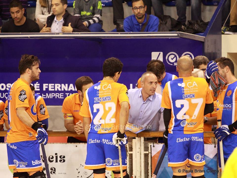 Juventude de Viana joga esta noite em Valongo para o campeonato de hóquei em patins