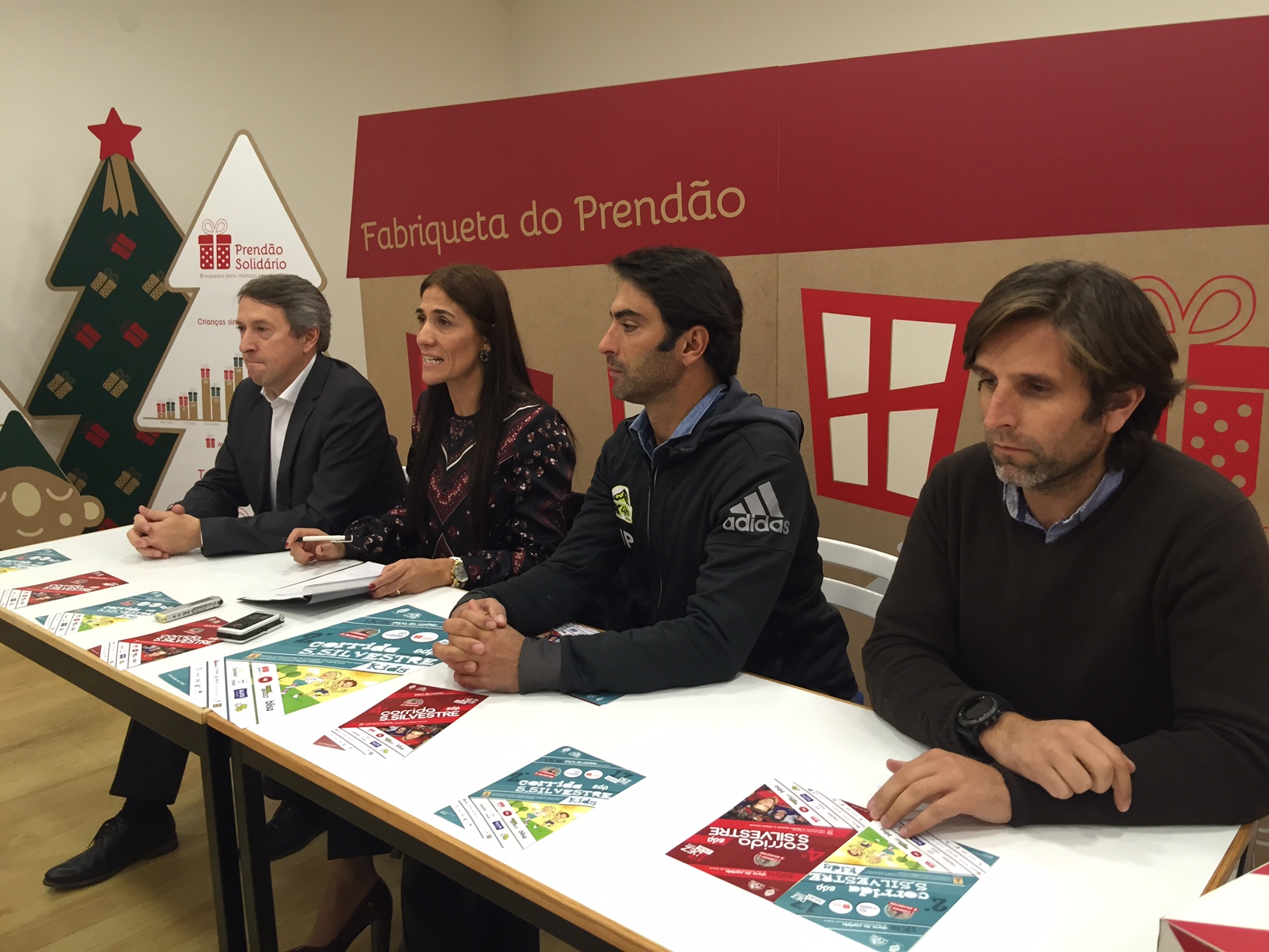 “Prendão” solidário continua a decorrer para recolher brinquedos para 434 crianças carenciadas de Viana