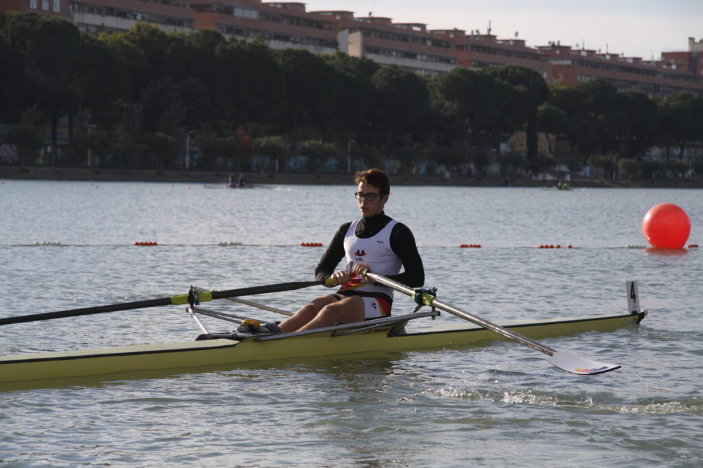 Viana Remadores do Lima conquista três medalhas na XI Regata Internacional Sevilha 2016