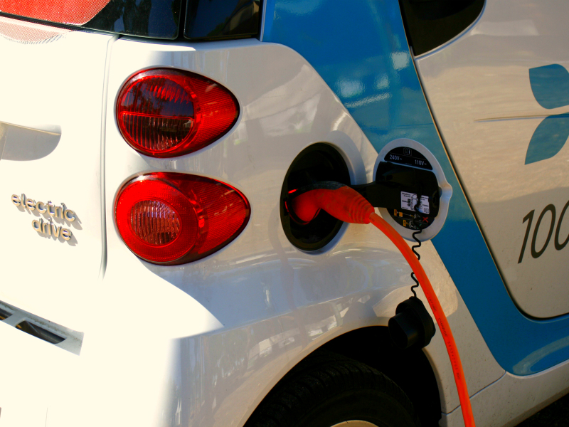 Valença já tem posto de carregamento de carros elétricos