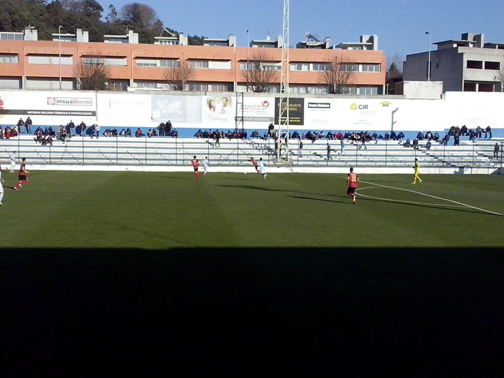 Distrital da 1ª Divisão: Correlhã, Neves e Lanheses com vitórias nesta jornada sobem na tabela