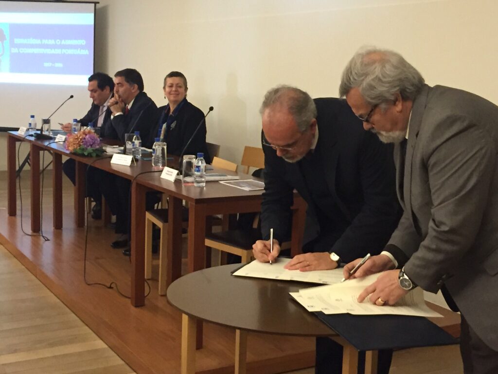 Acessos ao porto de mar de Viana concluídos até dezembro de 2019