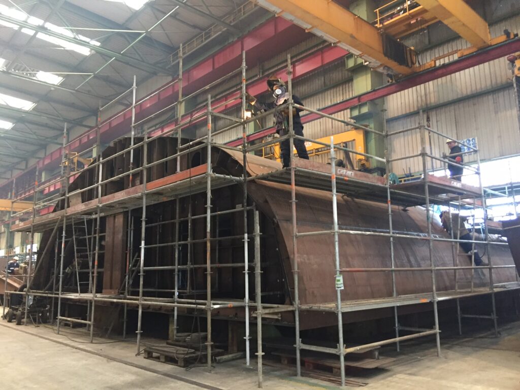 Navios patrulha em construção nos estaleiros da WestSea prontos em meados de 2018