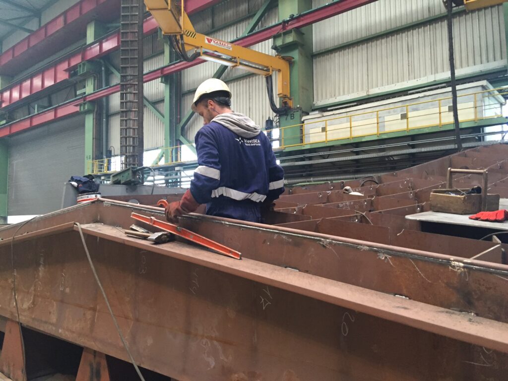 Navios patrulha em construção nos estaleiros da WestSea prontos em meados de 2018
