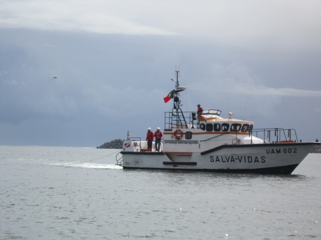 Veleiro francês salvo de madrugada ao largo de Castelo de Neiva