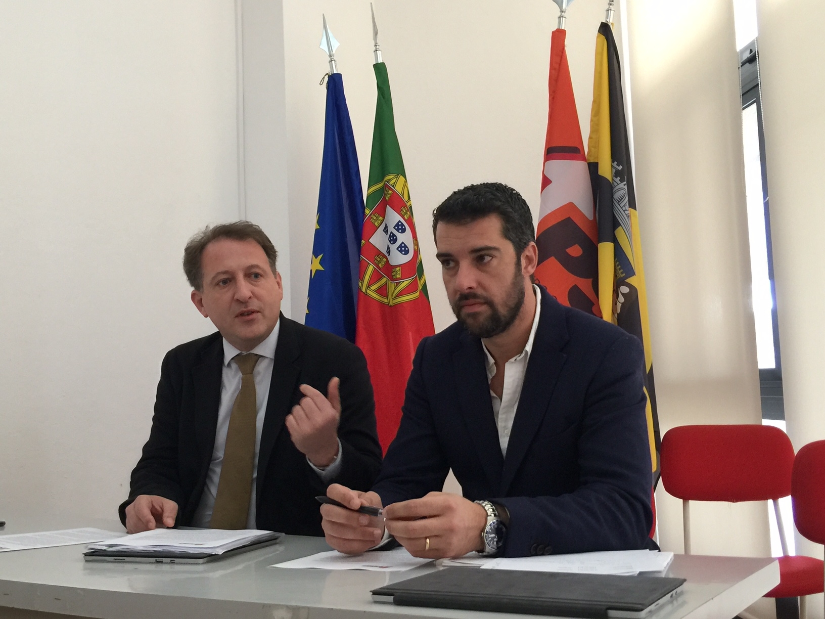 PSD de Viana exige explicações à Câmara sobre ajustes diretos deste mandato