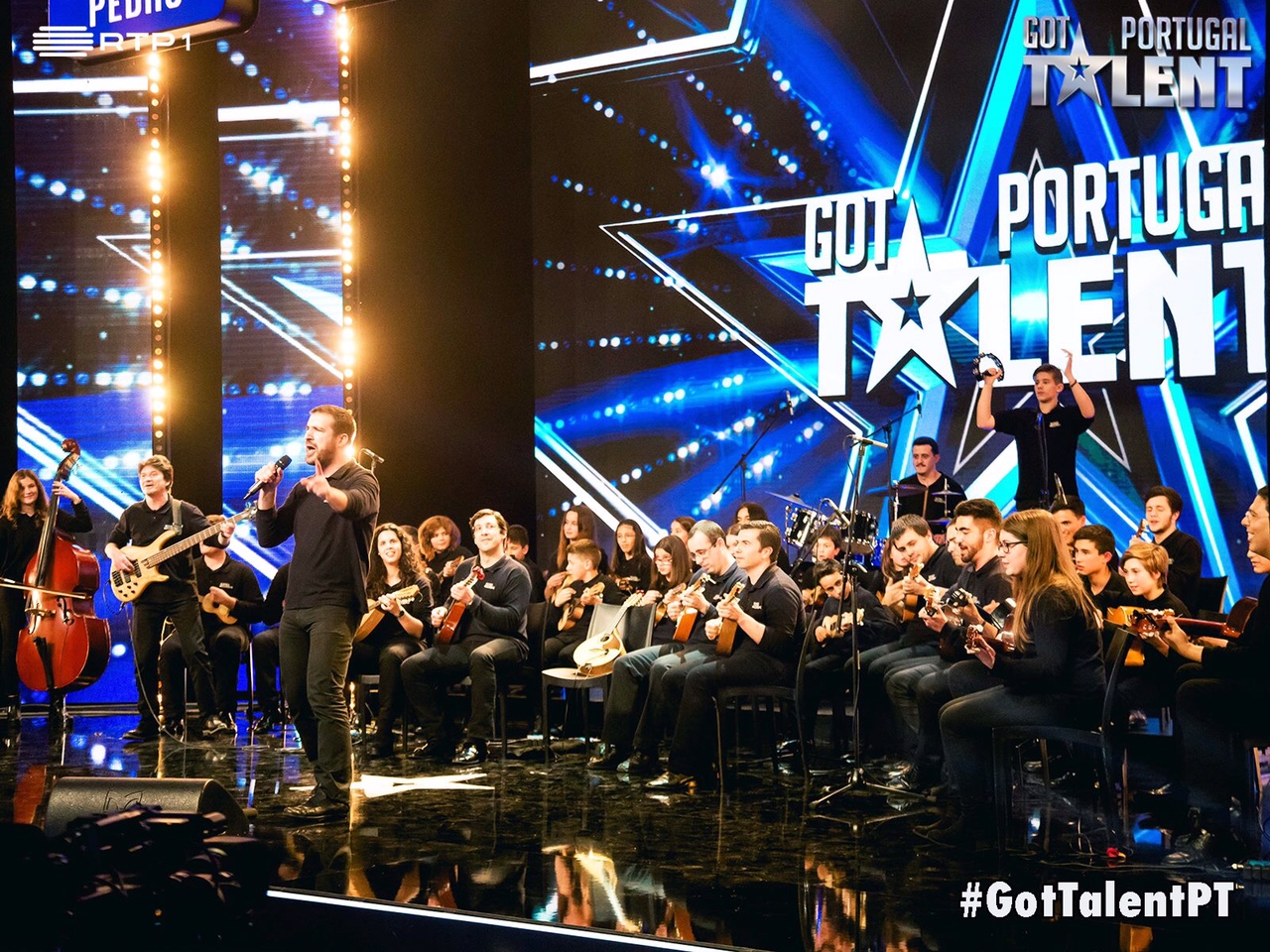 VÍDEO: Orquestra Popular de Outeiro recebe três “sim” de júri do Got Talent
