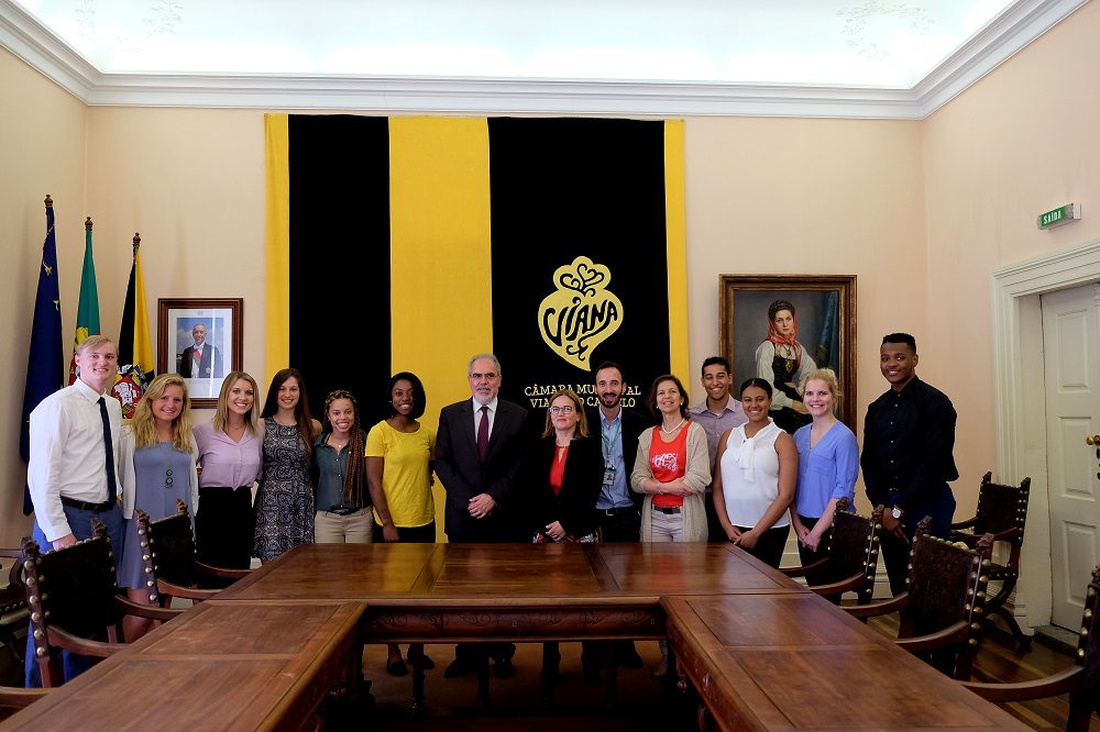Autarca de Viana recebe alunos do Atlantis Project
