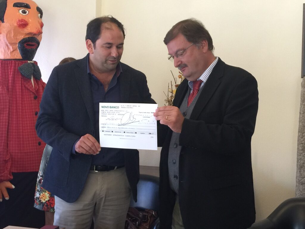 UGT dá cheque de 2.500 euros à APPACDM de Viana do Castelo