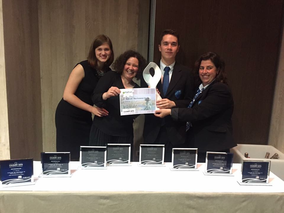 Alunos de escola de hotelaria de Viana arrecadam 6 de 10 prémios de concurso internacional