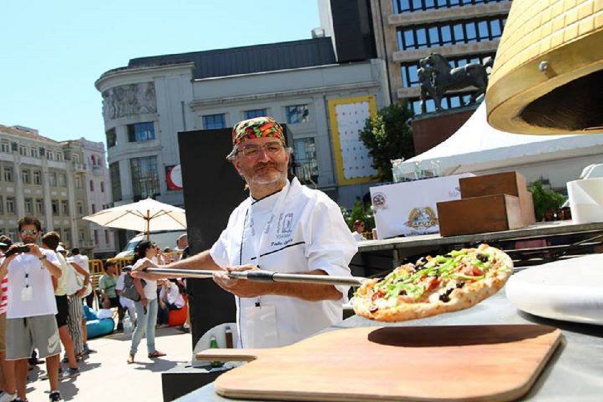 Pizzaria de Viana ensina mais pequenos a confecionar pizzas