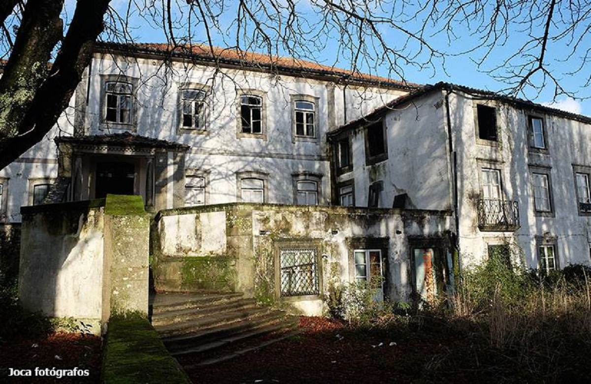 Saúde Pública de Viana já sinalizou edifício do Estado ocupado por sem abrigo