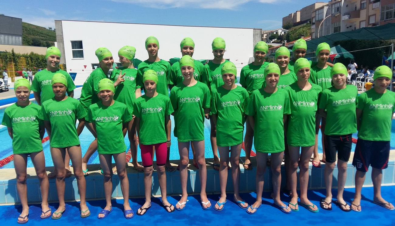 Viana Natação Clube com mais atletas convocados para a seleção regional do Minho