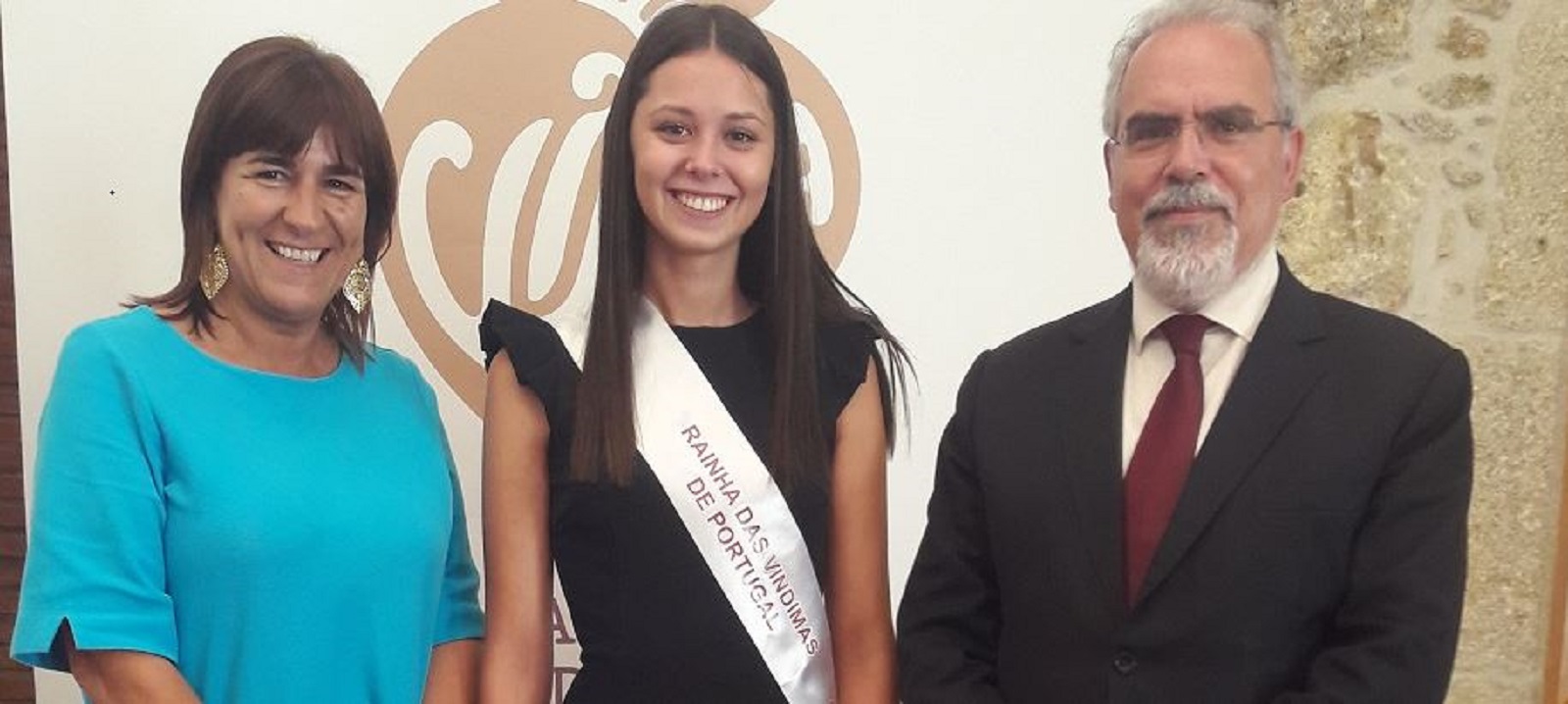 Executivo Municipal recebeu Inês Diegues, Rainha das Vindimas de Portugal 2017