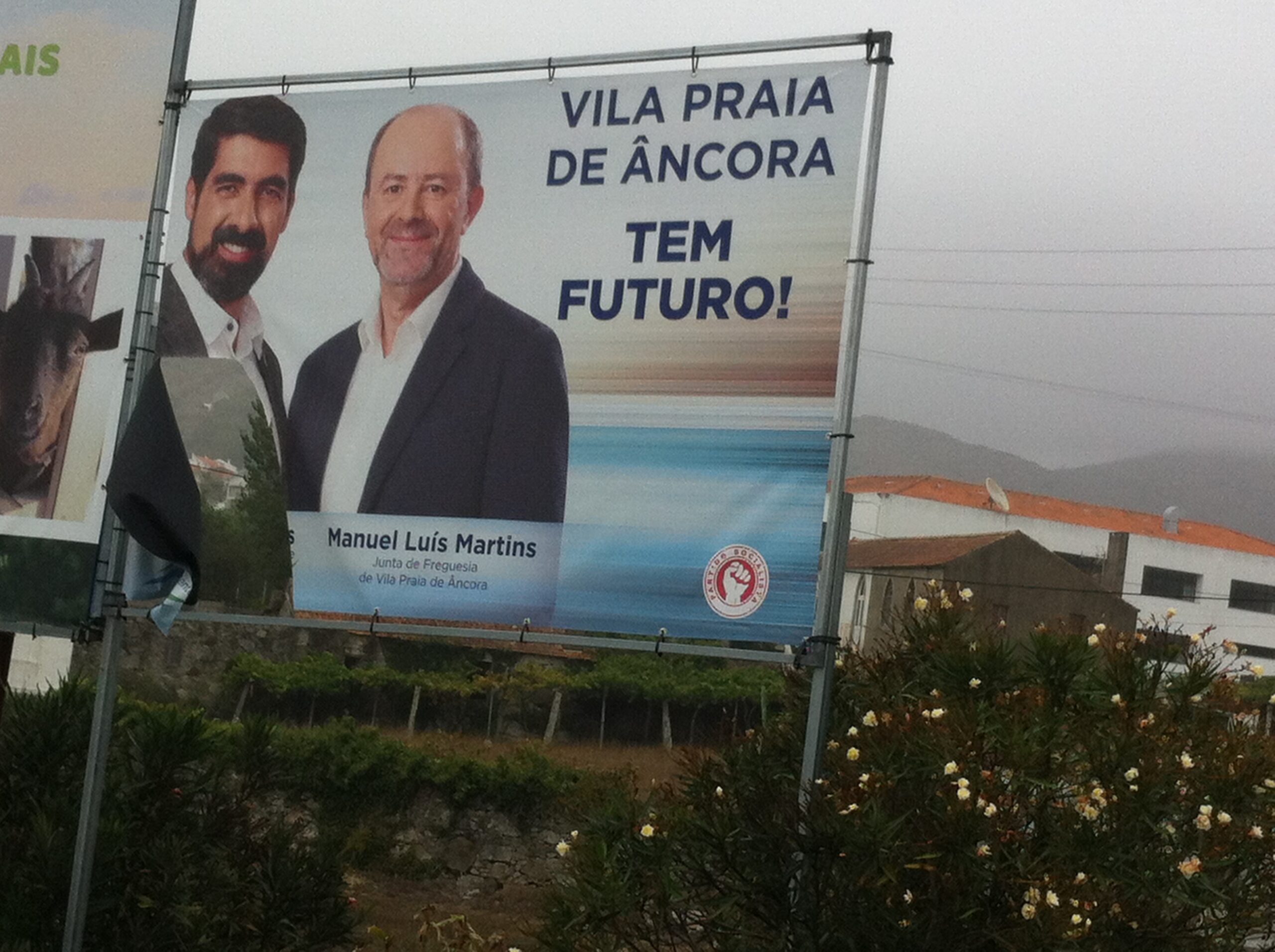 PS faz queixa ao MP e CNE por vandalismo em cinco ‘outdoors’ em Caminha