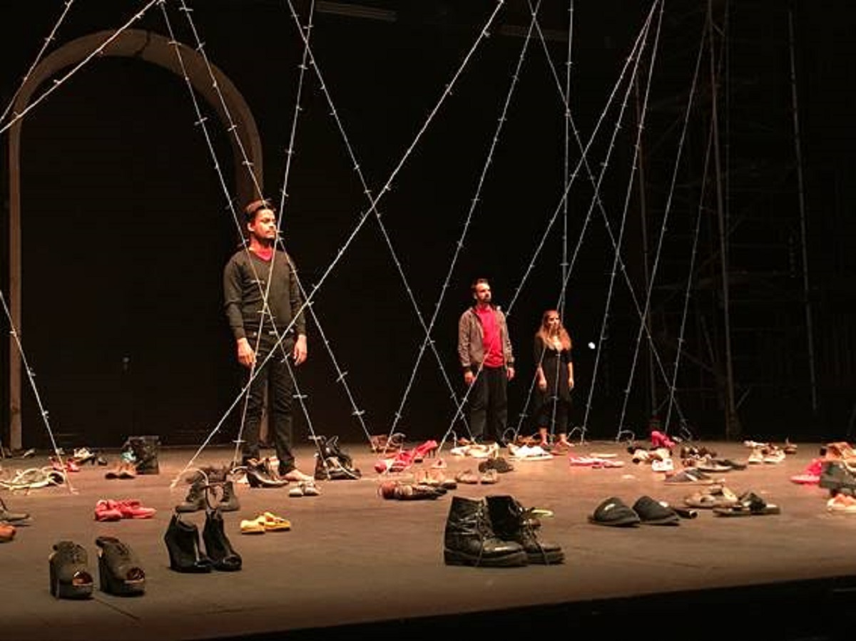 (I)migrantes estreia sexta-feira no teatro Sá de Miranda