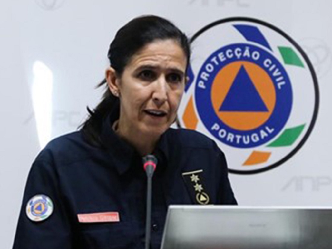 Autoridade Nacional da Proteção Civil diz que este domingo é o pior dia do ano em incêndios
