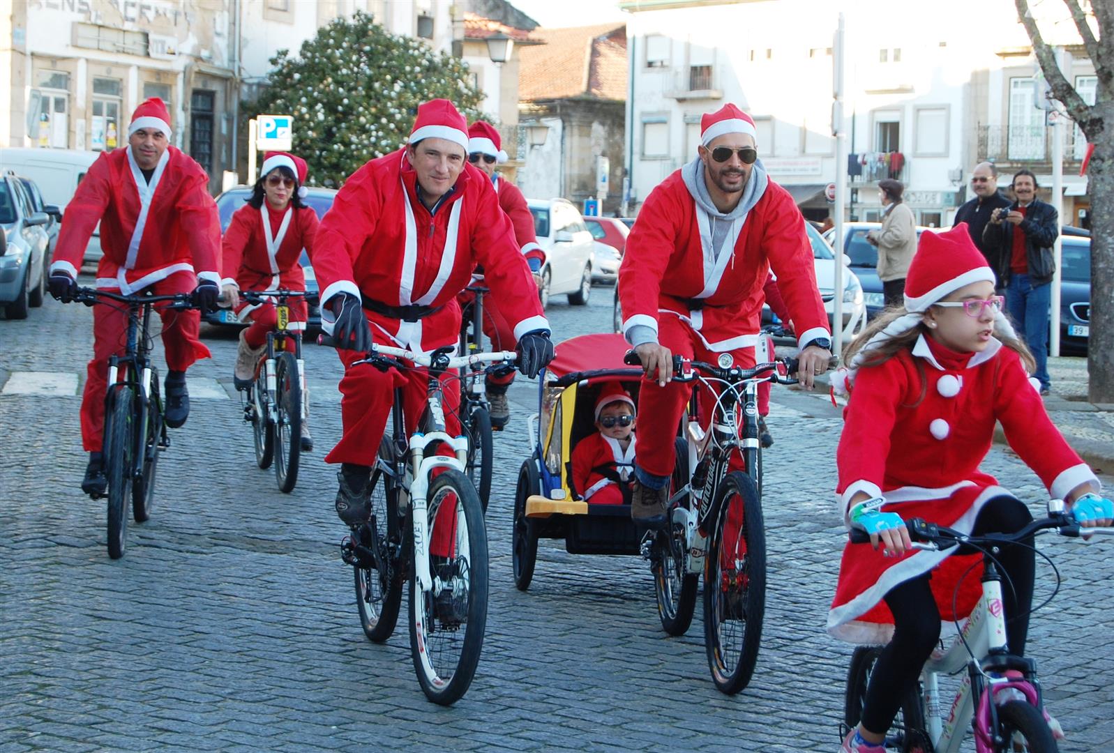 Pai Natal de duas rodas chega dia 24 de dezembro ao centro histórico de Monção