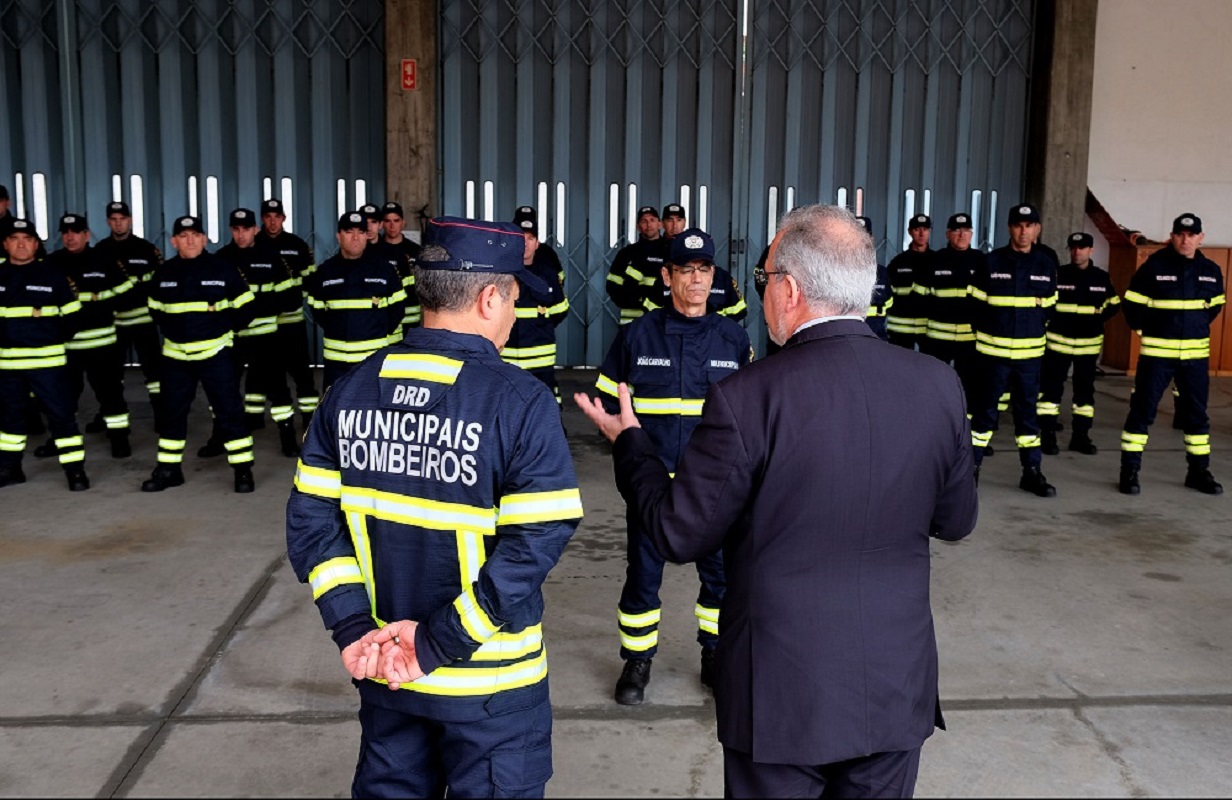 Viana pede ao Governo compensação financeira para municípios com bombeiros municipais e sapadores