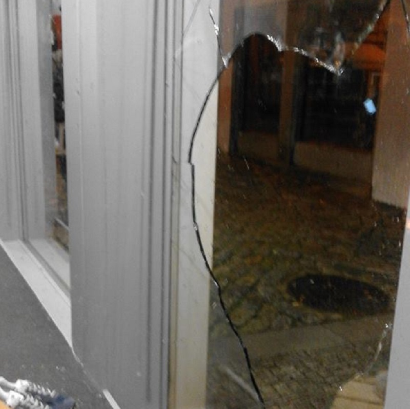 PSP investiga assalto à loja Xana no Largo das Almas