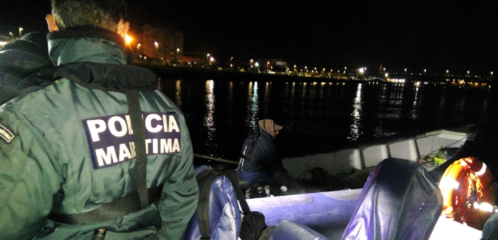Polícia Marítima apanha três barcos a operar ilegalmente no rio Lima, na pesca da lampreia